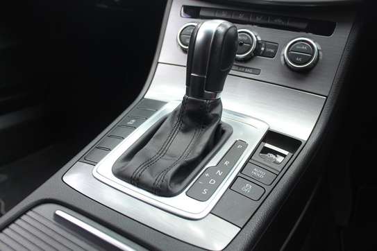 VW Passat Variant 1.4 TSi Blue Motion 2015 50,000 Kms image 5