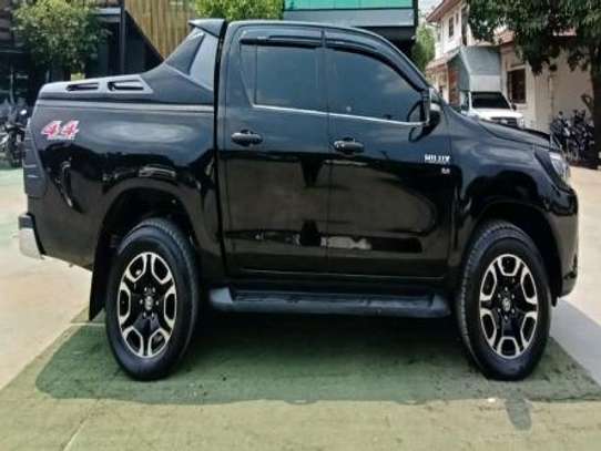 2015 Toyota Hilux double cab image 15