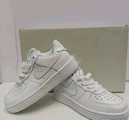 Airforce white kids available


Size 26-36


, image 2