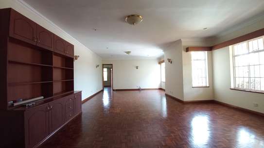 5 bedroom house for rent in Kitisuru image 8
