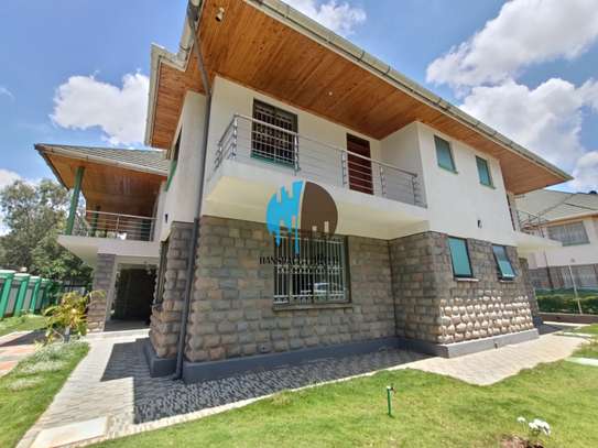 5 Bed Townhouse with En Suite at Karen image 15