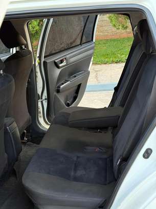 Toyota fielder used image 9