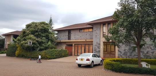 5 Bed Townhouse with En Suite at Soraya Drive image 18