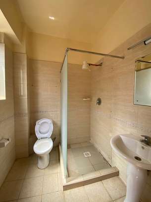 4 Bed Apartment with En Suite in Kilimani image 22