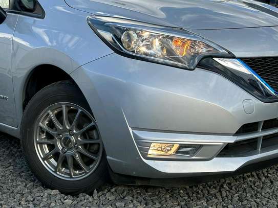 NISSAN NOTE E-POWER MEDALIST image 11