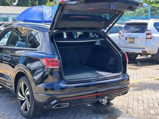 VOLKSWAGEN TOUAREG image 1