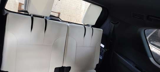 Lexus LX600 2023 grey 4wd image 7