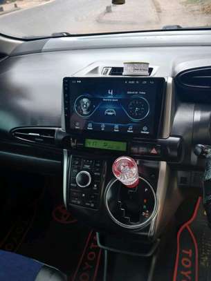 Toyota wish 2014model image 2