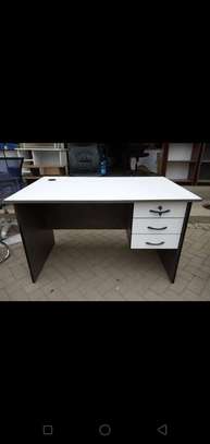 Super quality and very strong office desks image 6