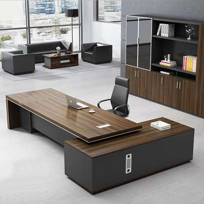 Modern Office Desk for Executives – L-Shaped Layout image 3