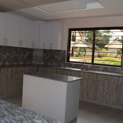 5 Bed Townhouse with En Suite at Lower Kabete image 8