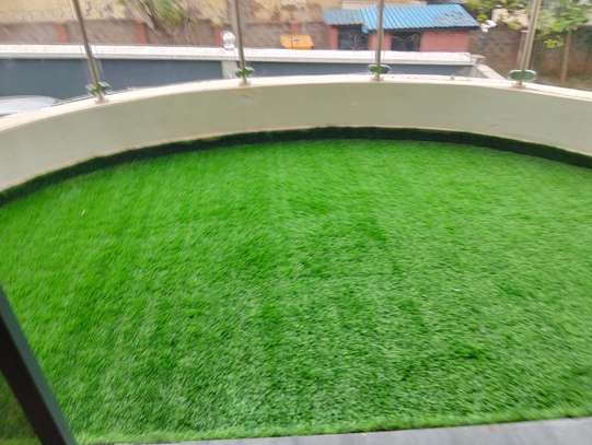 5 Bed House with En Suite in Lavington image 10