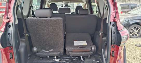 Toyota Sienta hybrid Redwine 2019 7 seater image 9