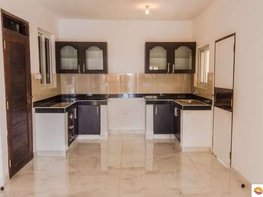 2 bedroom apartment for sale in Kisauni image 6
