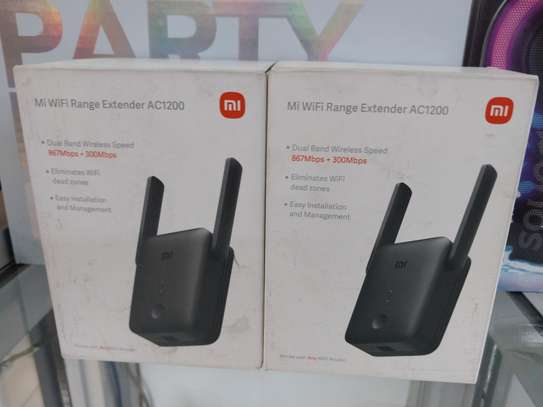 Mi WiFi Range Extender AC1200 image 1