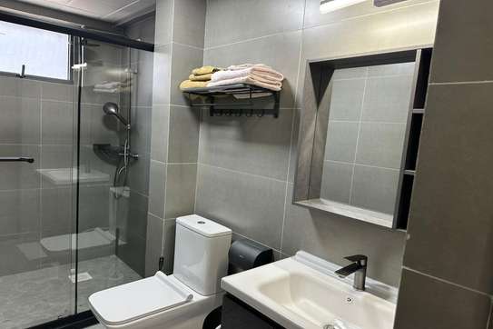 2 Bed Apartment with En Suite in Riverside image 11