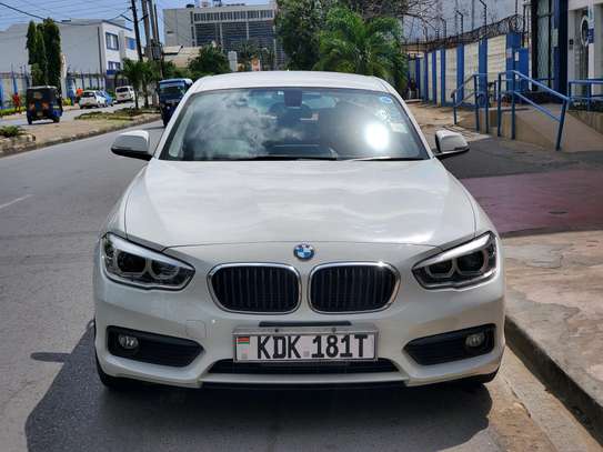 BMW 118i image 2