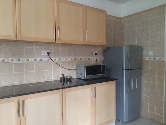 2 Bed Apartment with En Suite at Kingara Close image 11