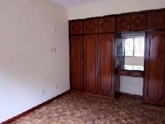 Westlands-Delightful three bedrooms Apt for rent. image 4