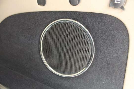 Jeep Cherokee Diesel 2011 100,000 Kms image 13