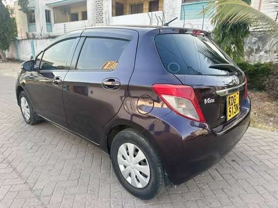 Toyota vitz 2014 KDG image 5