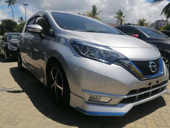 Nissan Note E-power 2016 image 1