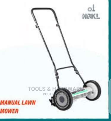 Manual Lawn Mower image 2