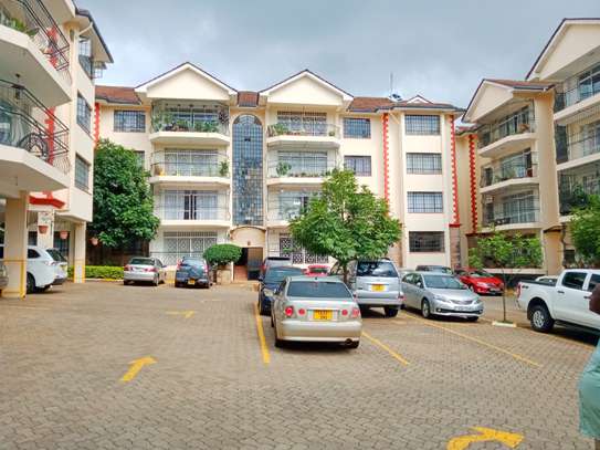 3 Bed Apartment with En Suite at Near The Junction Mall image 1