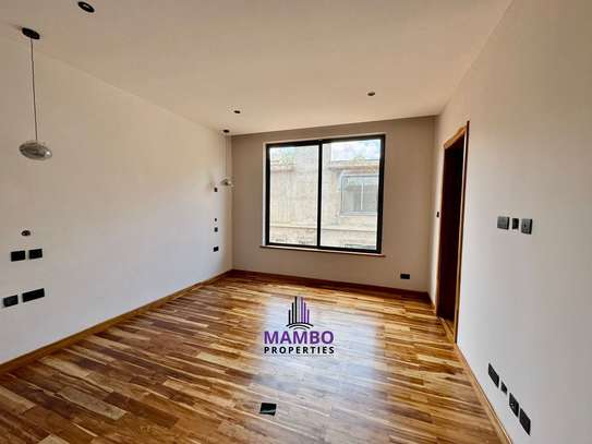 4 Bed Villa with En Suite at Off Loresho Ridge image 13