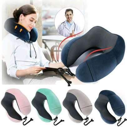 U-shaped Travel neck pillows image 2