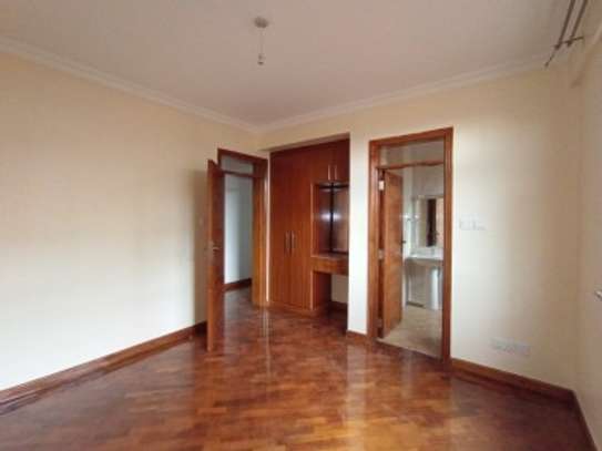 3 Bed Apartment with En Suite at Valley Arcade image 5