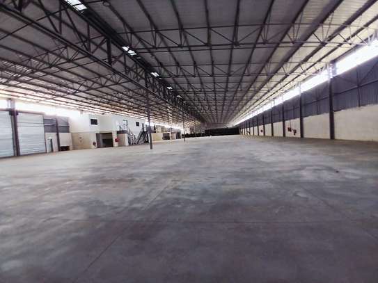 30,000 ft² Warehouse with Parking in Ruiru image 12