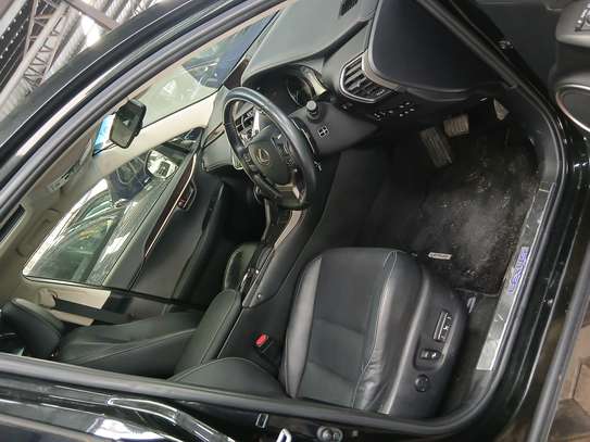 Lexus Nx200h Black image 3