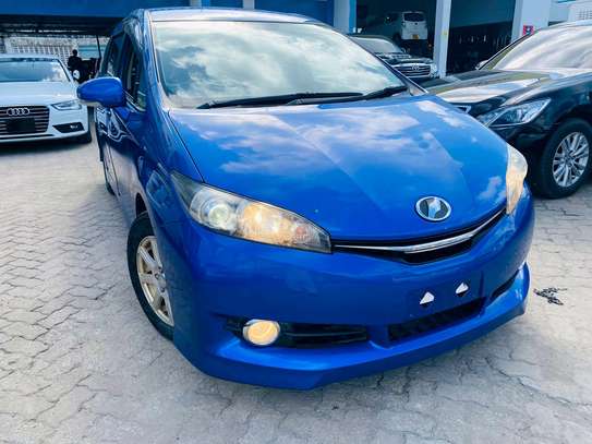 Toyota wish blue image 1