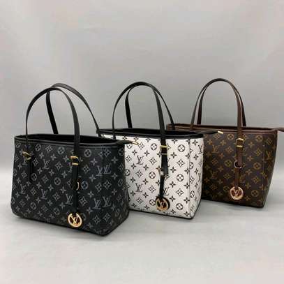 Turkish Louis Vuitton ladies handbags image 1
