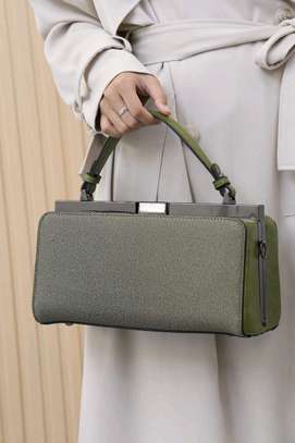 HIGH END FASHION LADIES HANDBAGS image 9