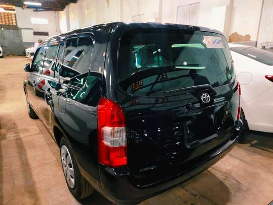 Toyota Succeed F-xtra black 2018 2wd image 11