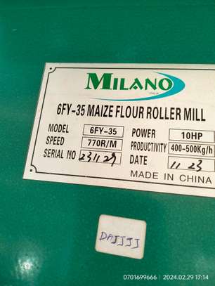 Grade 1 Maize floor Roller Mill image 3