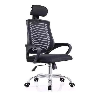 Office chair with rotatable headrest C4 image 1