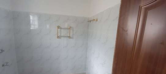 3 Bed House with En Suite in Ongata Rongai image 10