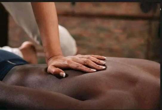 Runda's top mobile massage image 2