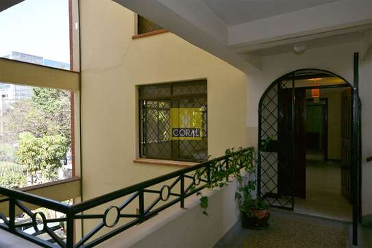 3 Bed Apartment with Parking in Parklands image 6