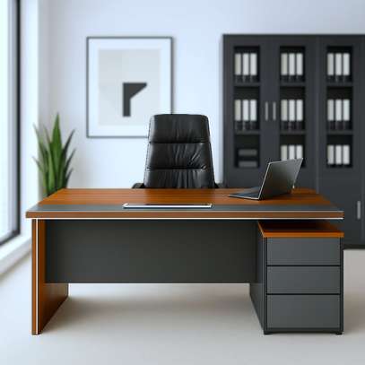 Office Desk; 2 Meters Modern Executive Office Desk image 2