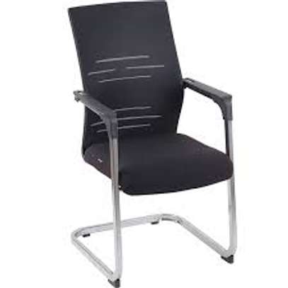 Black Ergonomic Mesh Visitors Waiting Chair image 5