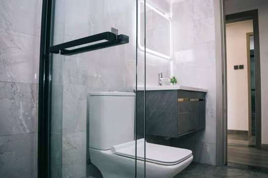 2 Bed Apartment with Gym in Lavington image 1