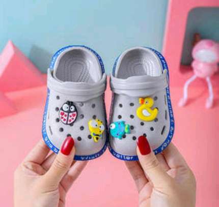 Crocs for 1 year old boy outlet