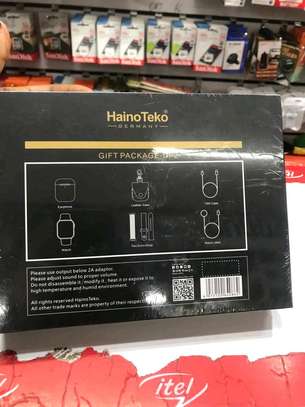 HainoTeko GP2 Smartwatch with Earbuds image 2