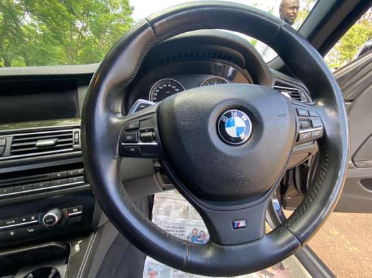 2011 BMW 523i M-Sport specs in Pristine condition image 10