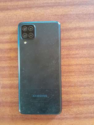 Samsung Galaxy A12 image 2