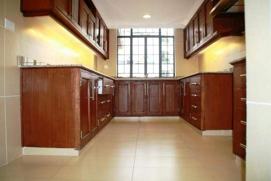 4 Bed Apartment with Swimming Pool in Riverside image 5
